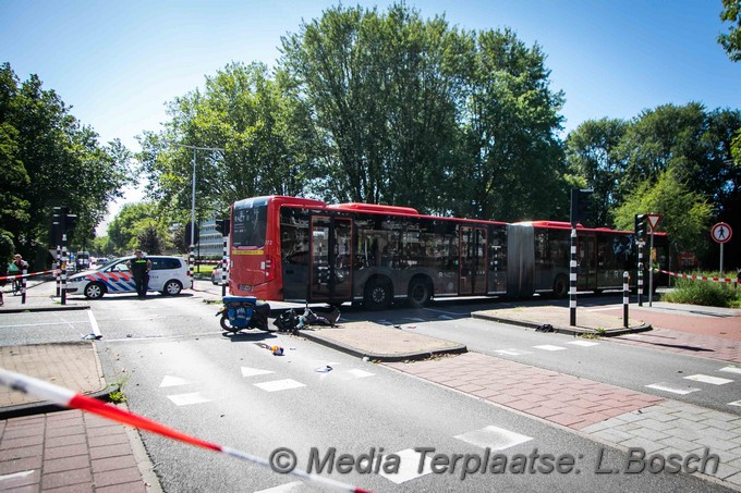 Mediaterplaatse ongeval scooter lijnbus haarlem 0001Image00005