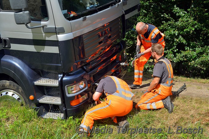 Mediaterplaatse ongeval paarden trailer hoofddorp 0001Image00004