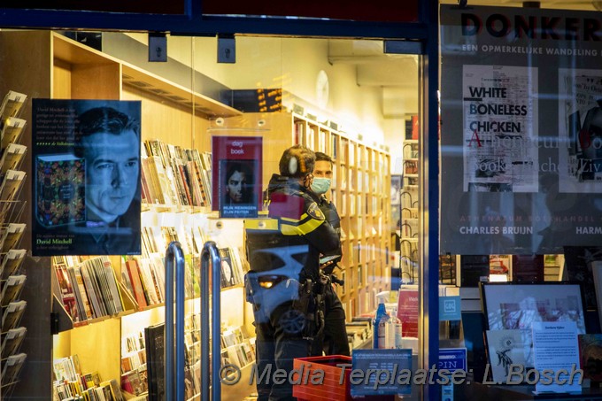 Mediaterplaatse overval boekhandel haarlem 30102020 Image00006