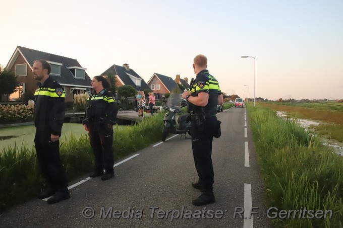 Mediaterplaatse voertuig brand middelburgseweg boskoop 0001Image00011