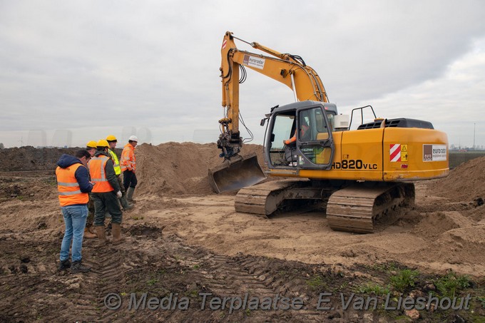 Mediaterplaatse vliegtuigbom geruimt in rijsenhout 2412021 Image00007