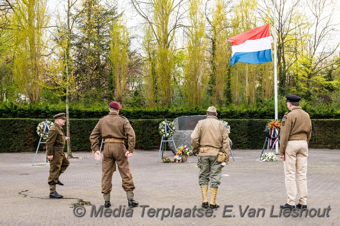 Mediaterplaatse dode herdenking hoofddorp 04052021 Image00014