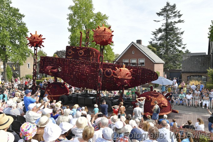 Mediaterplaatse bloemencorso zundert 04092022Image00032