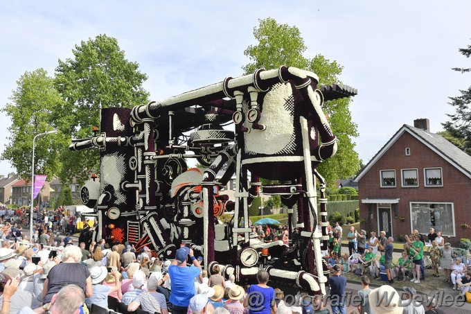 Mediaterplaatse bloemencorso zundert 04092022Image00046