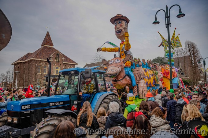 Mediaterplaatse carnaval optocht boskoop 10022024 Image00014