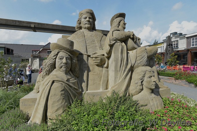 Mediaterplaatse zandsculpturen garderen 28082018 Image00007