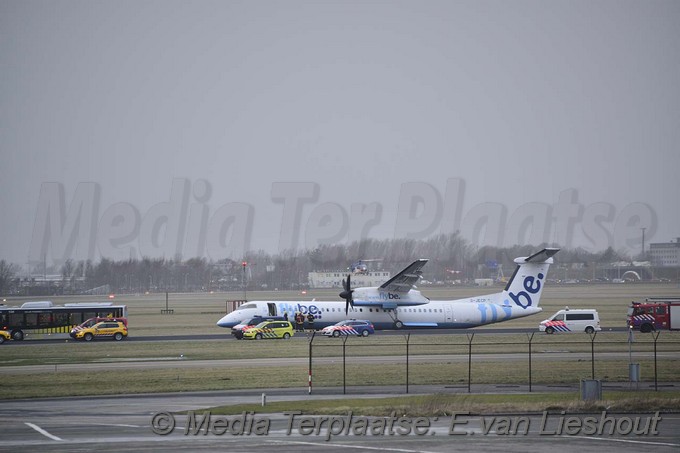 Mediaterplaatse vliegtuig landing schiphol 23022017 Image00006