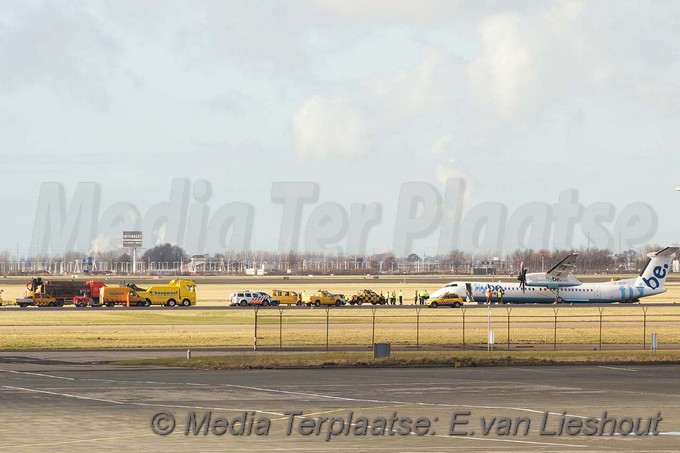 Mediaterplaatse berging vliegtuig schiphol 24022017 Image00005