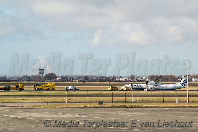 Mediaterplaatse berging vliegtuig schiphol 24022017 Image00006