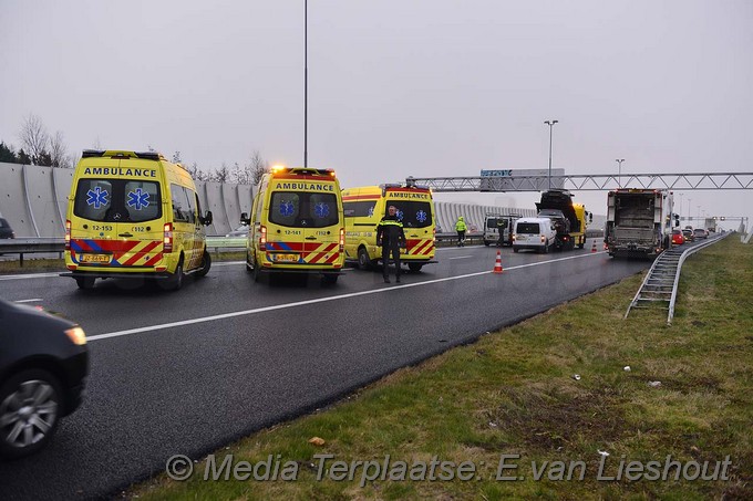 Mediaterplaatse ongeval a5 lijnden 01022017 Image00008