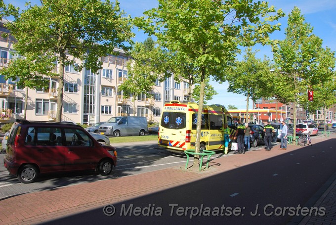 Mediaterplaatse ongeval auto leiden 05092016 Image00003