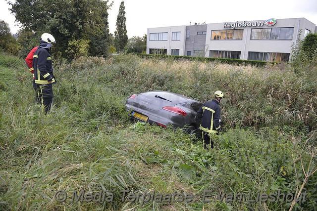 Mediaterplaatse ongeval beechavenue rozenburg 12102016 Image00005